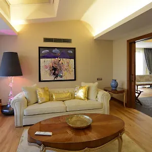 **** Otel Warwick Türkiye